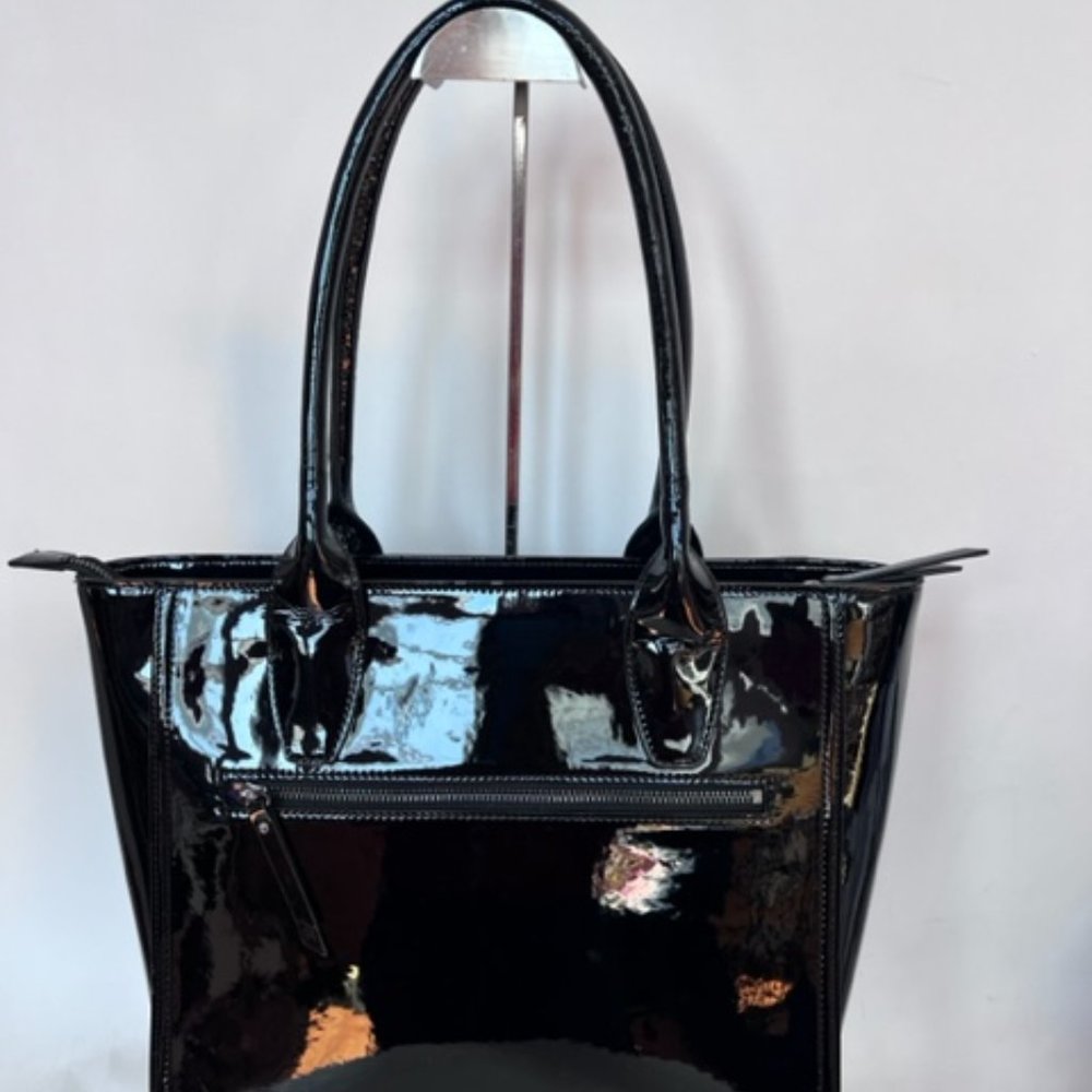 tote - Picture 2 of 3